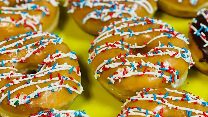 Amigos Donuts Picture 7