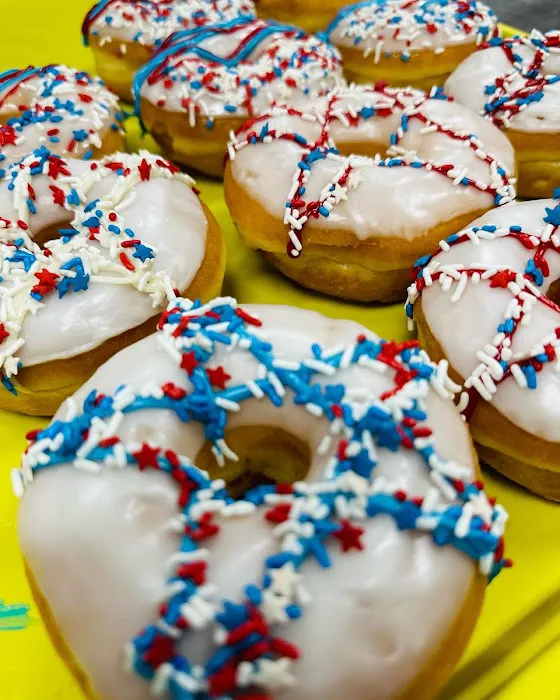 Amigos Donuts Picture 9
