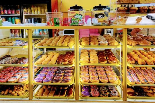 Amigos Donuts