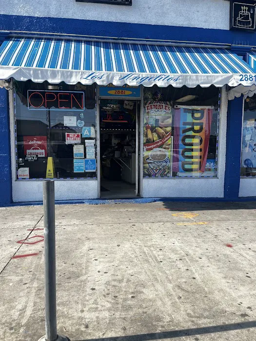 Los Angelitos Bakery Picture 5