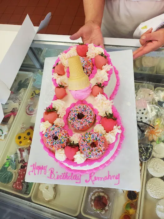 Cake By Marce Picture 5