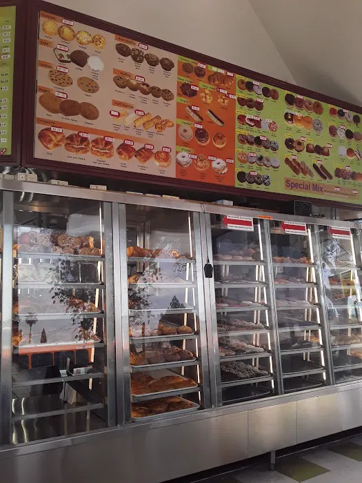 Tony's Donut House Picture 4