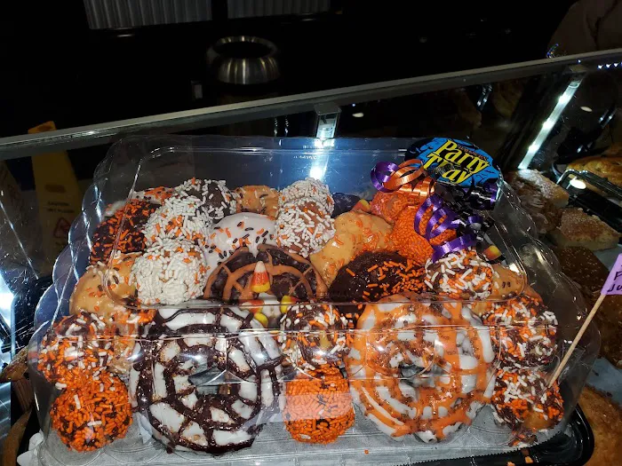 Winchell's Donut House Picture 10