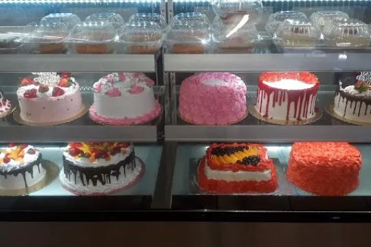 Luna's Bakery