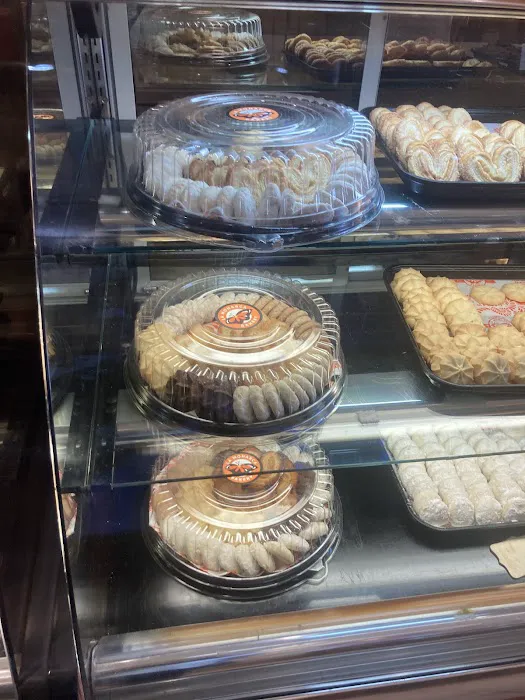 La Monarca Bakery & Cafe Picture 9