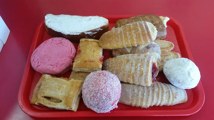 Mary's Cake Shop Picture 4