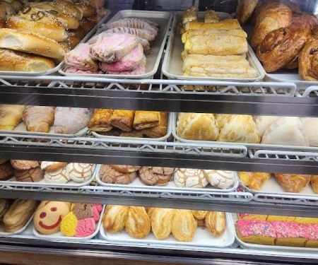 Marilus bakery #2 / Panaderia marilus # 2