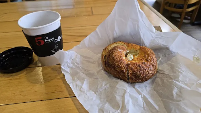 5th Ave Bagelry Picture 7