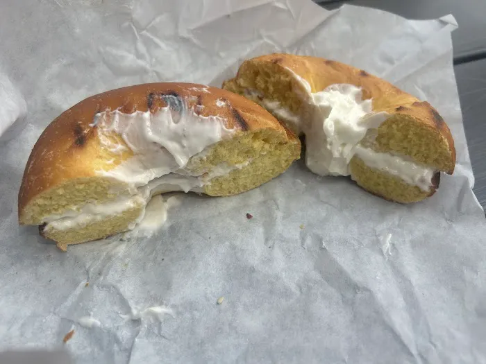 5th Ave Bagelry Picture 5
