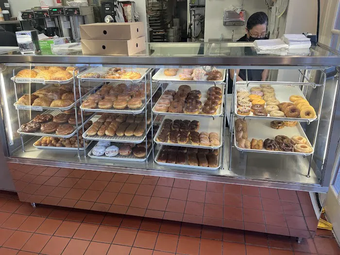 Broadway Donuts Picture 10