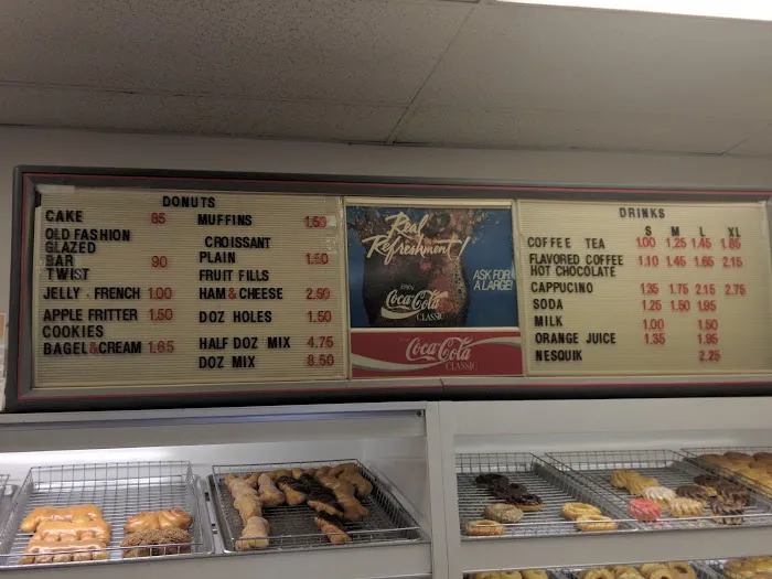 Lina's Donuts Picture 3