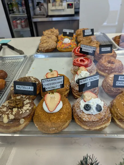 Knead Donuts & Tea Picture 2