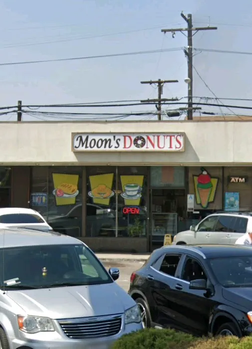 Moon's Doughnuts Picture 5