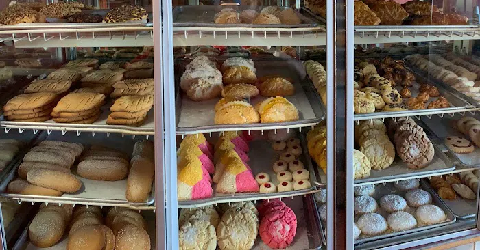 La Villa Bakery Restaurant Picture 8