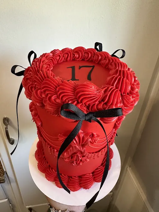 Vero’s Custom Cakes and Desserts Picture 8