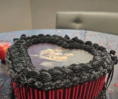 Vero’s Custom Cakes and Desserts