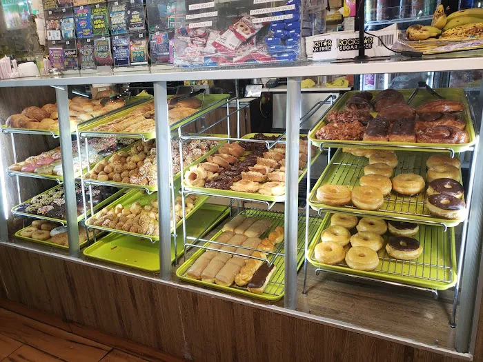 Granny's Donuts Picture 5