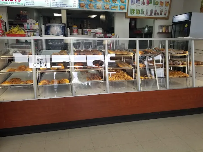 Boston Cream Donut Picture 5