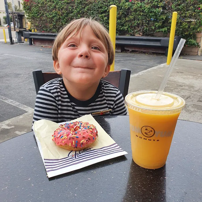 Yum Yum Donuts Picture 5