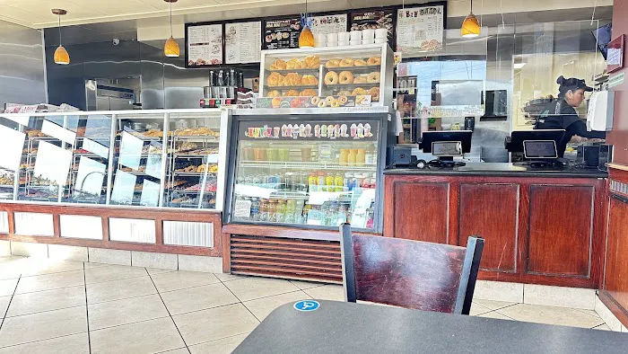 Winchell's Donut House Picture 4