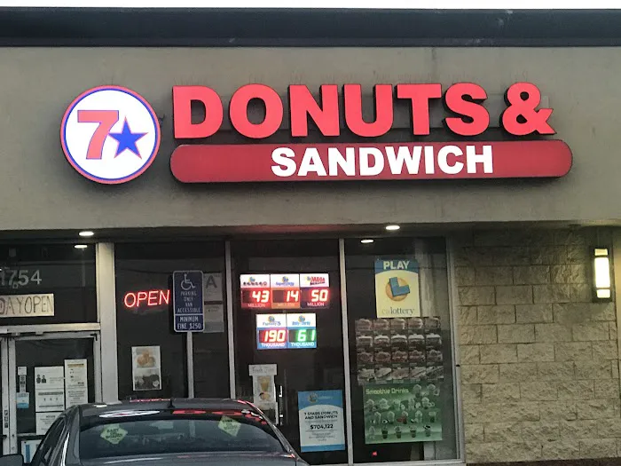 Seven Star Donuts Picture 4
