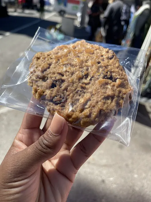 Yoursisterstreats Picture 3