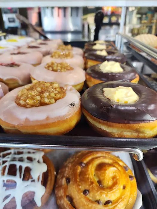 Winchell's Donut House Picture 10