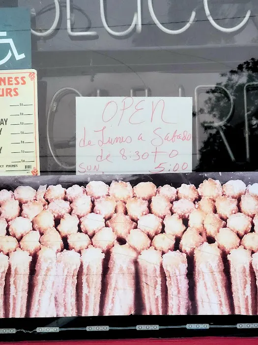 Pasteleria Tres Luceros Picture 4