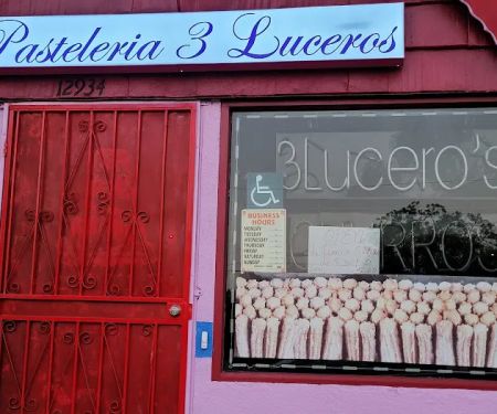 Pasteleria Tres Luceros