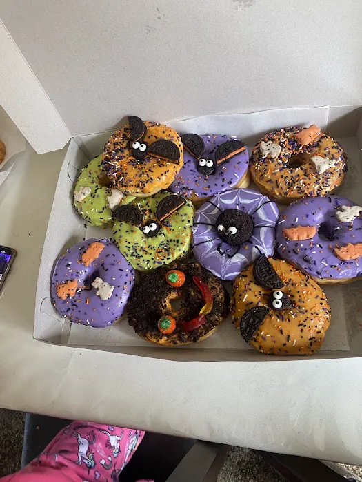 USA Donuts & Croissants Picture 2
