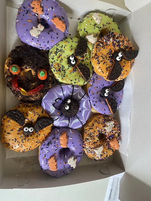 USA Donuts & Croissants Picture 3