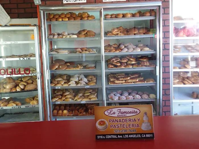 La Famosita Bakery Picture 6