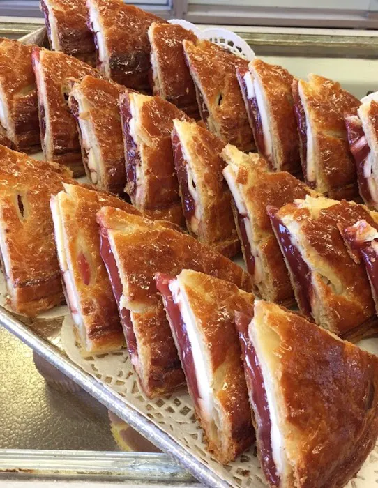 Moya's Bakery Picture 9