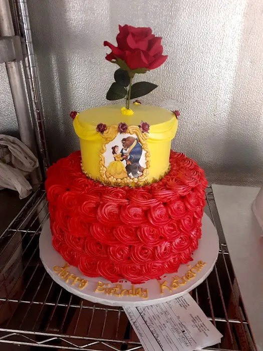 Reyna's Bakery Picture 10