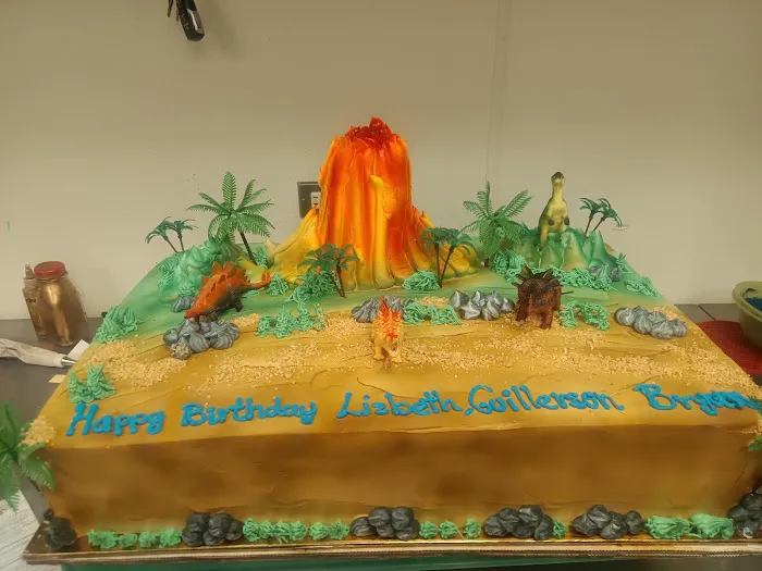 Reyna's Bakery Picture 7