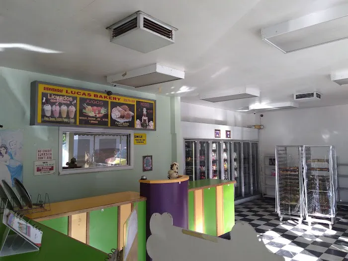 Lucas Bakery Picture 2