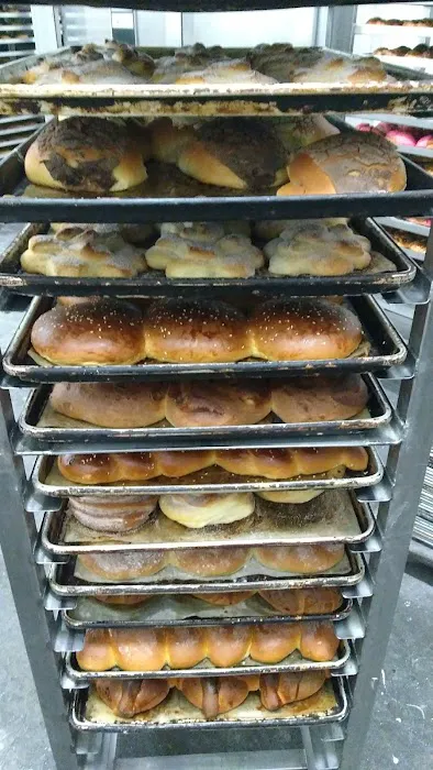 Lucas Bakery Picture 1