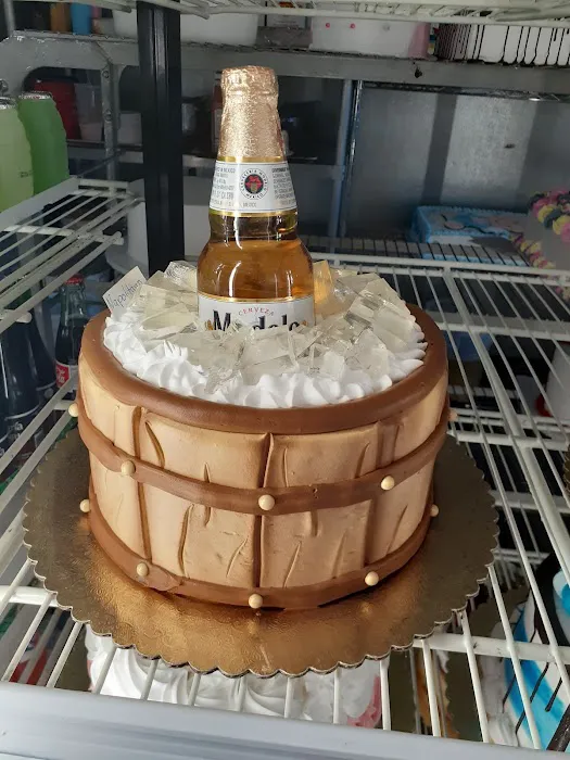 Reyna's Bakery Picture 6