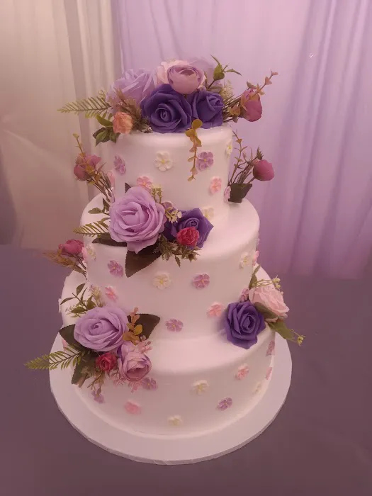 Reyna's Bakery Picture 2