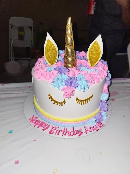 Reyna's Bakery Picture 7