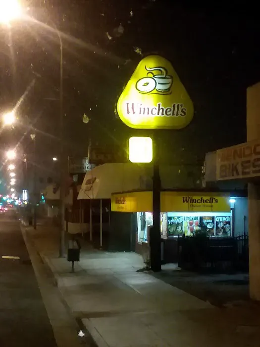Winchell's Donut House Picture 10