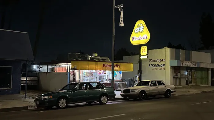 Winchell's Donut House Picture 8