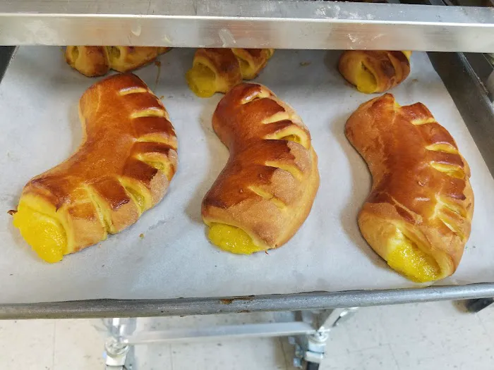Escalona's bakery Picture 5