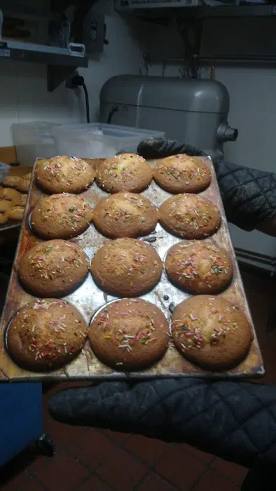 Lucero's Bakery Picture 8