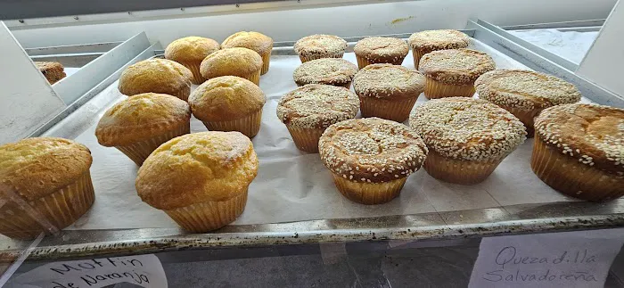 Lucero's Bakery Picture 5
