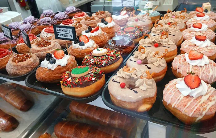 Knead Donuts Picture 5