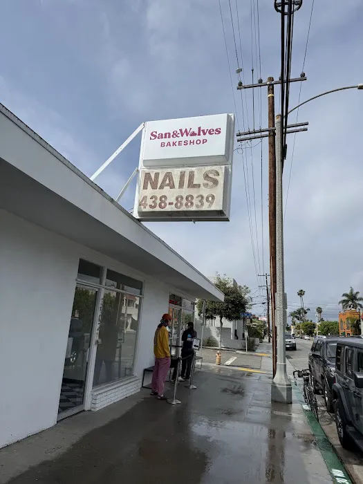 San & Wolves Bakeshop Picture 8