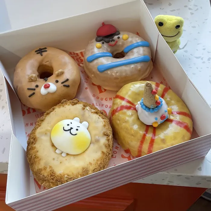 Moonbridge Doughnut Studio Picture 7
