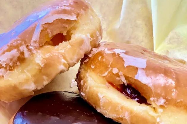 J P Donuts