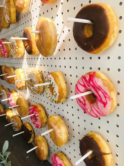Cherri's Donut Plus Picture 3